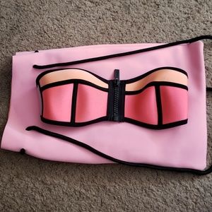 TRIANGL - BIKINI TOP - SMALL - PINK - BAG INCLUDED